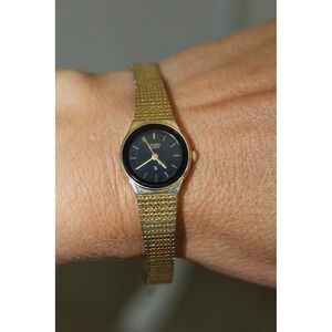 VTG Citizen Quartz Women Gold Tone Mesh Band Black Dial Watch 5930-R02499 RYO